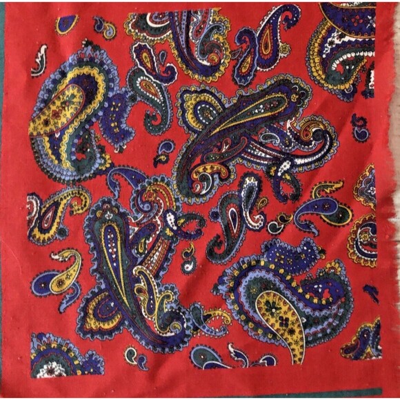 The Limited Wool Blend Fringe Shawl Scarf Vintage 80s Boho Red Paisley 45"x46" - Picture 6 of 10